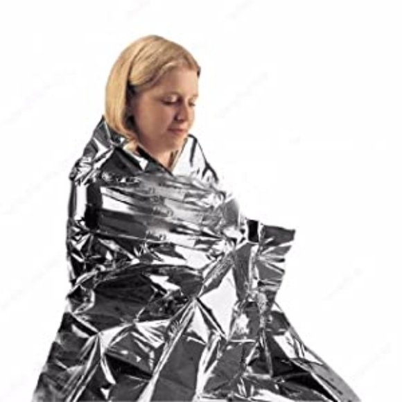 Emergency Blankets Extra Large Thermal Foil Space Blankets for Camping - Picture 8 of 12